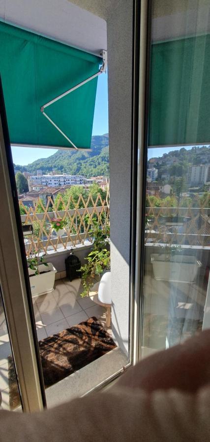 Charming Penthouse Near Como Lake Chiasso Exterior foto